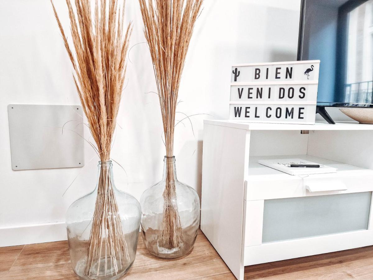 Apartamento Tiendas 8 Almeria Ngoại thất bức ảnh